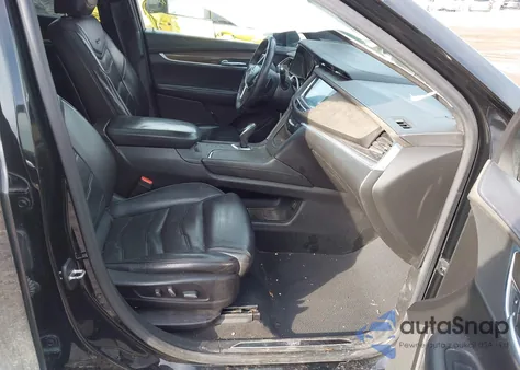 2018 Cadillac Xt5 Platinum z USA, uszkodzony, nr VIN 1GYKNGRS6JZ166005